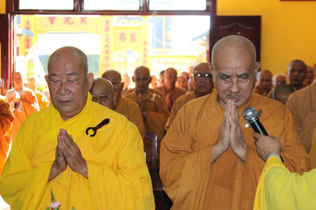 PG Đồng Tháp Lễ Tri Ân Tiền Bối Hữu Công và Bế Giảng Khóa Bồi Dưỡng NV Trụ Trì Năm 2015