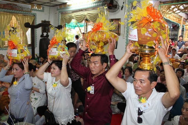 Đại Lễ Dâng Y Kathina Tại chùa Phổ Minh
