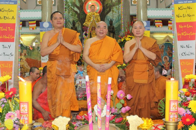 Đại Lễ Dâng Y Kathina Tại chùa Phổ Minh