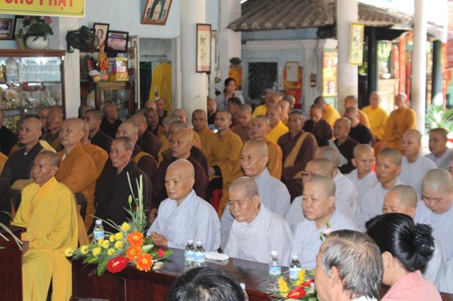 PG Đồng Tháp Lễ Tri Ân Tiền Bối Hữu Công và Bế Giảng Khóa Bồi Dưỡng NV Trụ Trì Năm 2015