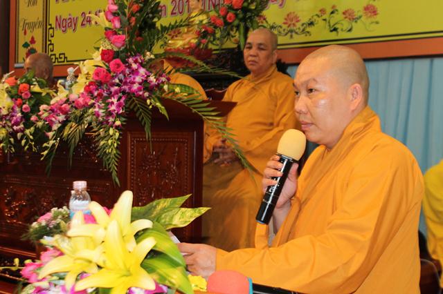 Đồng Tháp: Tạ Pháp – Dâng Y Chùa Tam Bảo và Chùa Hưng Thiền