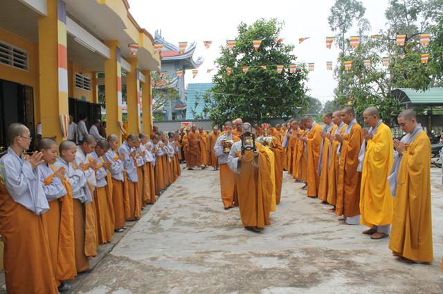 Đồng Tháp: Trường Trung Cấp Phật Học Khai Giảng