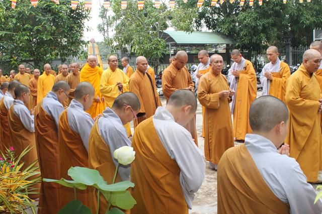 Đồng Tháp: Trường Trung Cấp Phật Học Khai Giảng