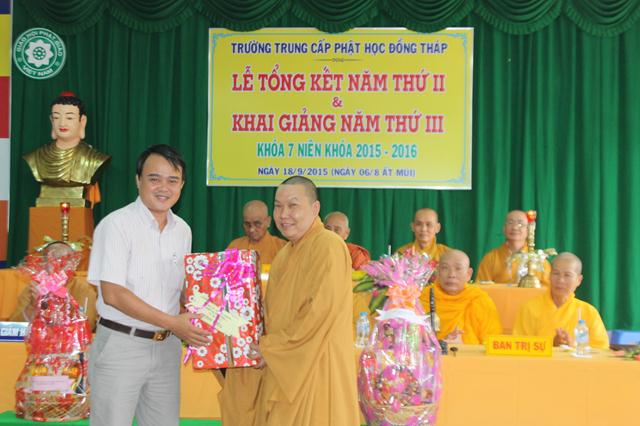 Đồng Tháp: Trường Trung Cấp Phật Học Khai Giảng