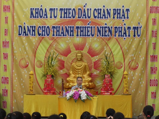 Hà Nội: Khóa tu “Theo dấu chân Phật” lần thứ 2 tại chùa Tăng Phúc
