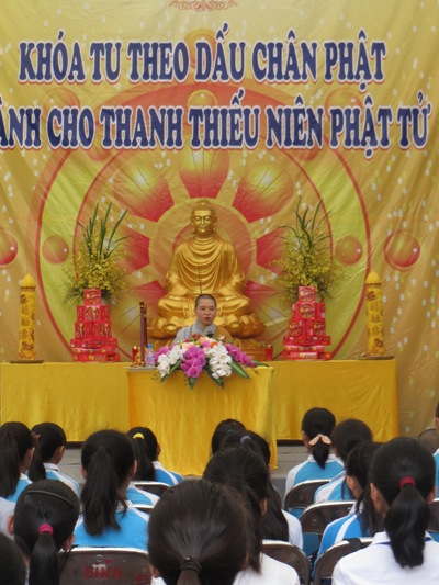 Hà Nội: Khóa tu “Theo dấu chân Phật” lần thứ 2 tại chùa Tăng Phúc