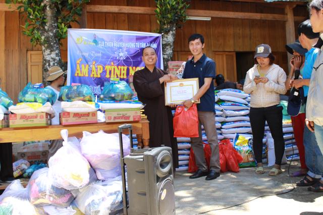 Quảng Nam : CLB Thiện Nguyện Hương Từ Tâm với chương trình “Ấm áp Tình Người”