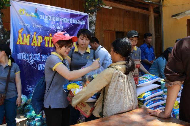 Quảng Nam : CLB Thiện Nguyện Hương Từ Tâm với chương trình “Ấm áp Tình Người”