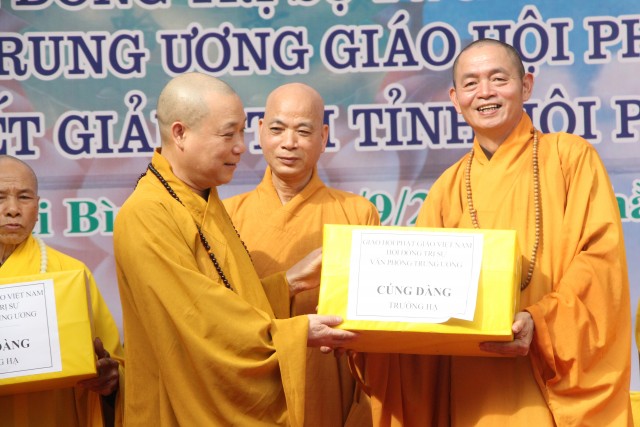 Thái Bình: HT.Thích Bảo Nghiêm thuyết giảng cho Tăng, Ni an cư trong tỉnh
