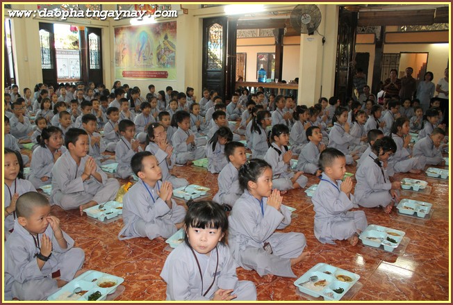 TP.Hồ Chí Minh: Gieo Hạt Từ Tâm - Kì 41 "Chủ Đề: Con Yêu Ba, Con Yêu Mẹ!"