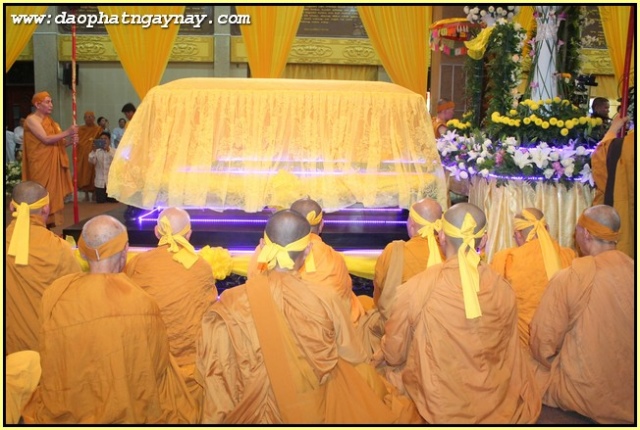 TP. HCM: Cung đón kim quan ĐLHT Thích Giác Nhiên về pháp viện Minh Đăng Quang