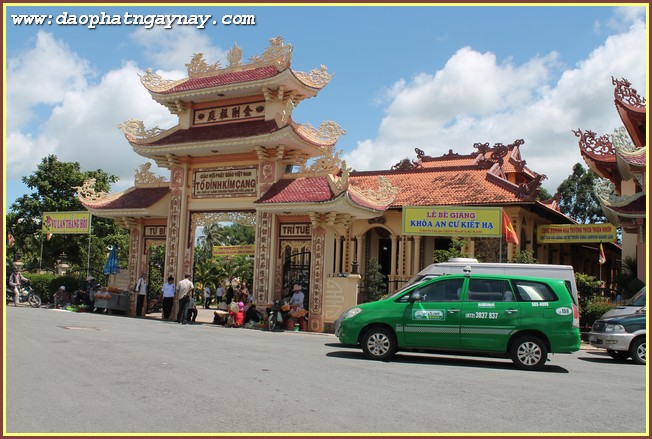 Long An: Bế giảng khóa An Cư Kiết Hạ PL 2559 tại tổ đình Kim Cang