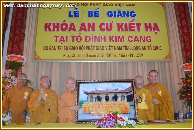 Long An: Bế giảng khóa An Cư Kiết Hạ PL 2559 tại tổ đình Kim Cang