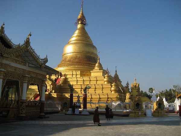 Myanmar: Ngôi Danh lam Cổ tự Kuthodaw có cuốn sách đá lớn nhất thế giới