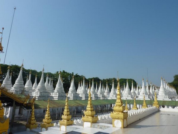 Myanmar: Ngôi Danh lam Cổ tự Kuthodaw có cuốn sách đá lớn nhất thế giới