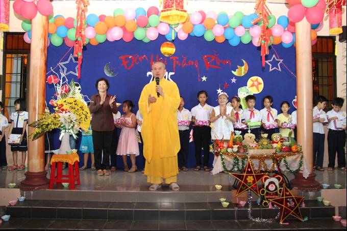 Thiền Viện Trúc Lâm Viên Giác Tổ Chức “Đêm Hội Trăng Rằm”
