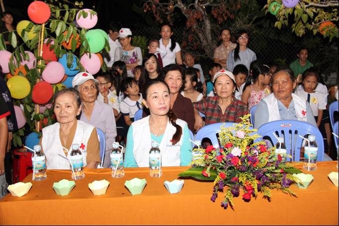 Thiền Viện Trúc Lâm Viên Giác Tổ Chức “Đêm Hội Trăng Rằm”
