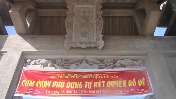 Hà Tiên: Cơm chay Phù Dung Cổ Tự kết duyên Bồ đề dịp Vu Lan Thắng hội