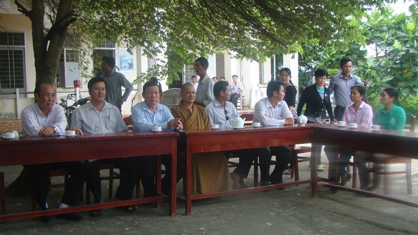 Hà Tiên: Từ thiện dịp Vu Lan Thắng hội