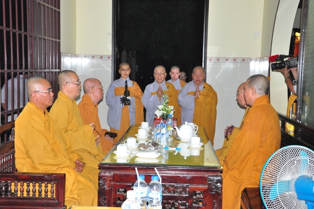 Long An: Lễ nhập kim quan cố Ni trưởng Đạt Cung