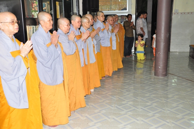 Long An: Lễ nhập kim quan cố Ni trưởng Đạt Cung