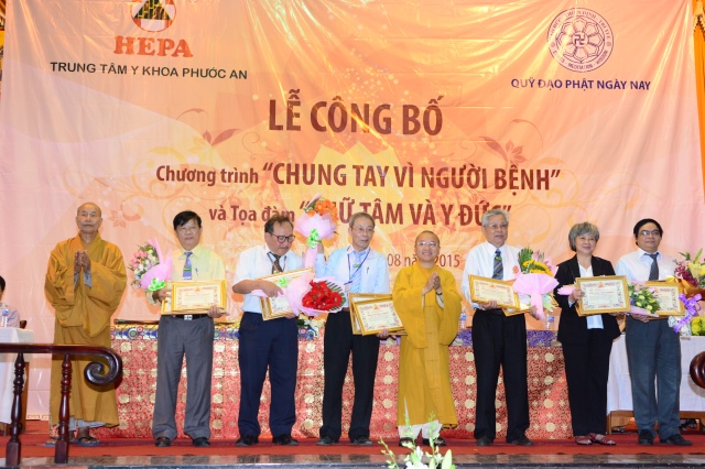 Quỹ Đạo Phật Ngày Nay: Lễ công bố chương trình &quot; Chung tay vì người bệnh&quot;