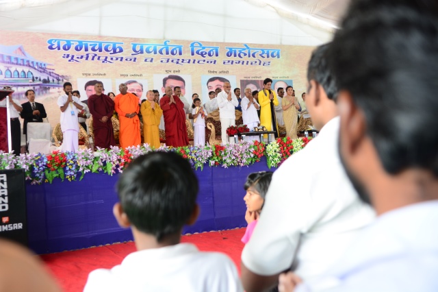 Ấn Độ: Lãnh đạo xã hội, phụ nữ và hòa bình tôn giáo