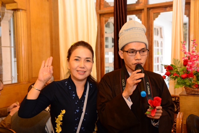 Quỹ Đạo Phật Ngày Nay: Cúng dường trai Tăng cho các Tăng Ni sinh tại Ấn Độ
