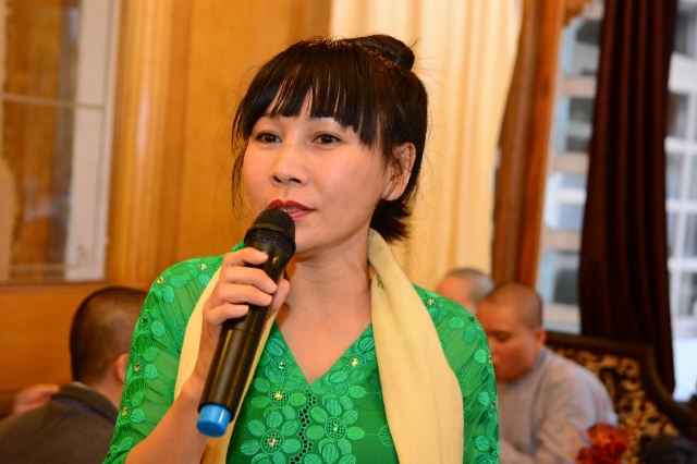 Quỹ Đạo Phật Ngày Nay: Cúng dường trai Tăng cho các Tăng Ni sinh tại Ấn Độ