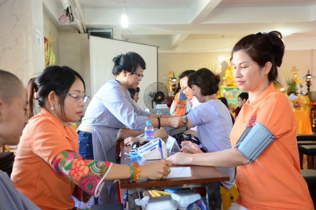 Quỹ Đạo Phật Ngày Nay: Một giọt máu cho đi, một cuộc đời ở lại