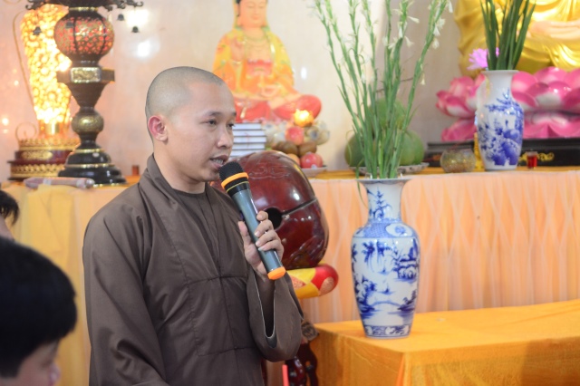 Quỹ Đạo Phật Ngày Nay tặng trên 200 xuất học bổng cho Tăng Ni năm học 2015-2016