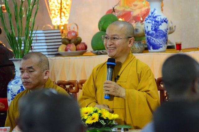 Quỹ Đạo Phật Ngày Nay tặng trên 200 xuất học bổng cho Tăng Ni năm học 2015-2016