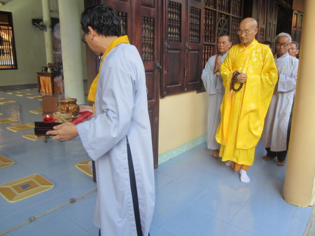 Một ngày tu tập Bát Quan Trai giới tại chùa Đức Hòa