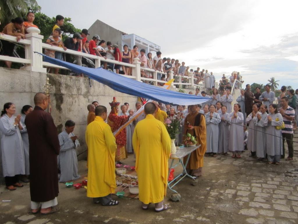 Lễ Chiêu Phan và cầu siêu bạt độ tại chùa Trường Thọ
