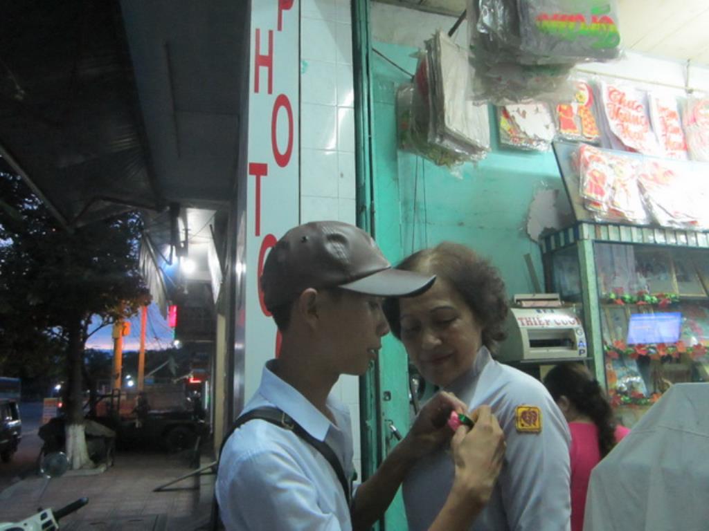 Chùa Bảo Phước mang “Hoa hồng xuống phố”