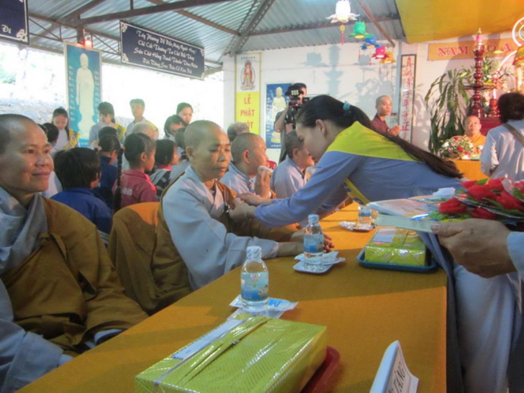 Khánh Hòa: Chùa Linh Sơn Pháp Ấn tổ chức Đại lễ Vu lan báo hiếu PL.2559