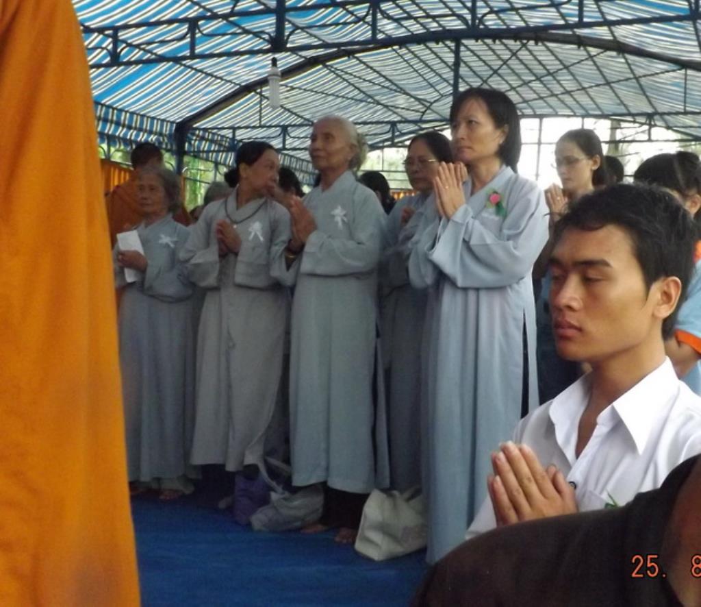 Chùa Phật giáo Khánh Vĩnh tổ chức Đại lễ Vu lan báo hiếu PL.2559