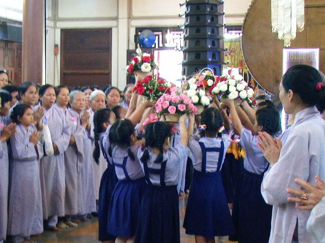 Khánh Hòa: tổ chức Lễ Tự tứ, Đại lễ Vu lan, cúng dường trai Tăng tại chùa sắc tứ Long Sơn