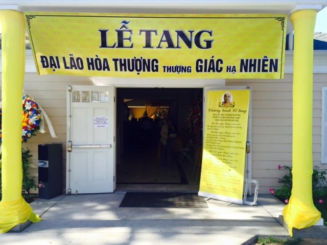 Chùm ảnh các phái đoàn viếng tang lễ Đại Lão Hòa thượng Pháp sư Thích Giác Nhiên