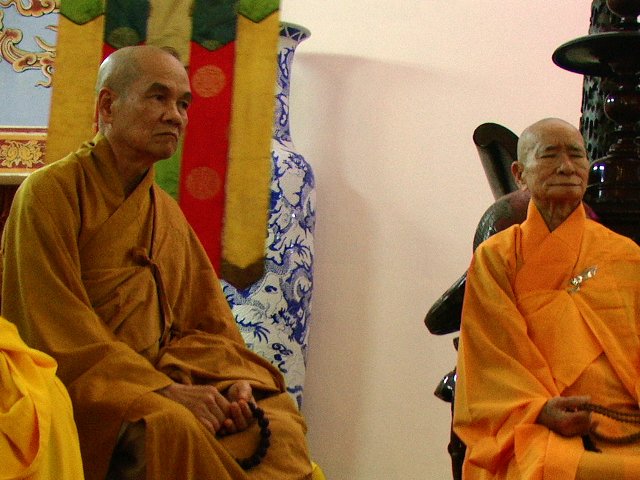 Phật giáo Khánh Hòa tổ chức Lễ Tự tứ, Đại lễ Vu lan, cúng dường trai Tăng  tại chùa sắc tứ Long Sơn