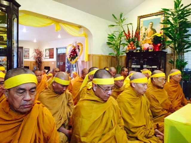 Chùm ảnh các phái đoàn viếng tang lễ Đại Lão Hòa thượng Pháp sư Thích Giác Nhiên