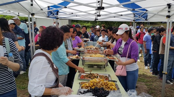 Hàn Quốc: Cổ Tự Cheondeungsa  tổ chức liên hoan văn hóa đa quốc gia cho người nhập cư