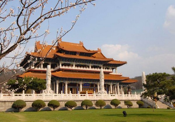 Chùm ảnh Danh lam thắng cảnh An Sơn Ngọc Phật Uyển, tỉnh Liêu Ninh. Trung Quốc