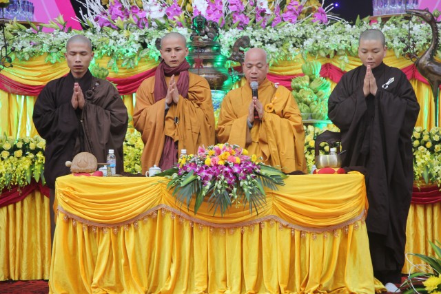Thái Bình: Lễ quy y Tam Bảo, thế phát xuất gia tại chùa Từ Xuyên