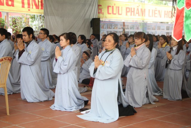 Thái Bình: Lễ quy y Tam Bảo, thế phát xuất gia tại chùa Từ Xuyên