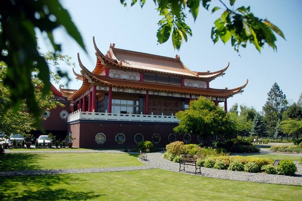 Danh thắng Linh Nghiêm sơn tự Canada