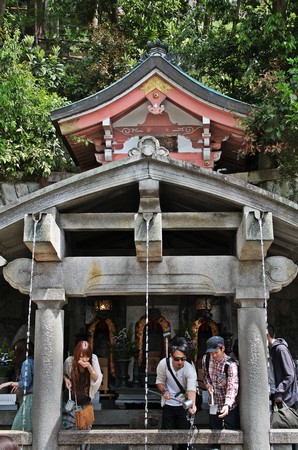 Nhật Bản: Chùm ảnh Ngôi Già lam Phật địa Kiyomizudera