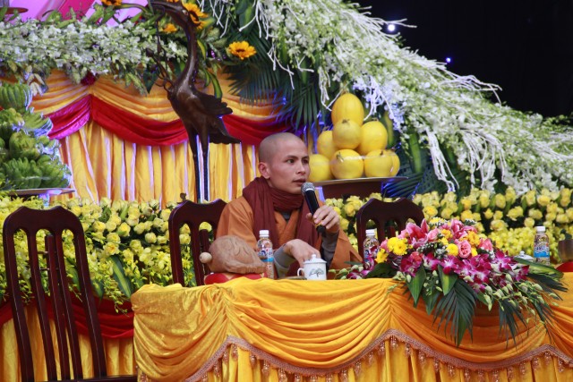 Thái Bình: Lễ quy y Tam Bảo, thế phát xuất gia tại chùa Từ Xuyên