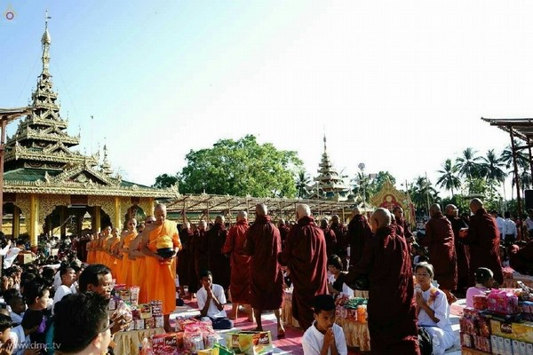 Chùm ảnh Lễ Dâng Y Kathina tại thành phố Dawei, Myanmar