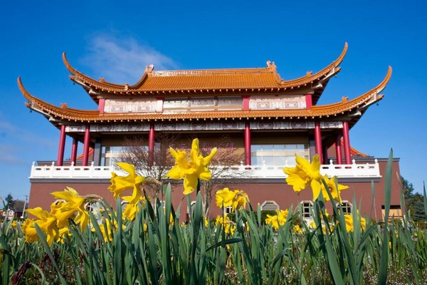 Danh thắng Linh Nghiêm sơn tự Canada